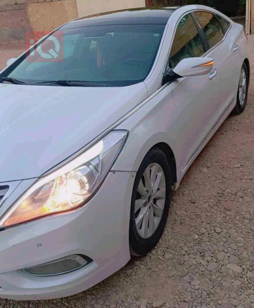 هیۆندای ازێرا